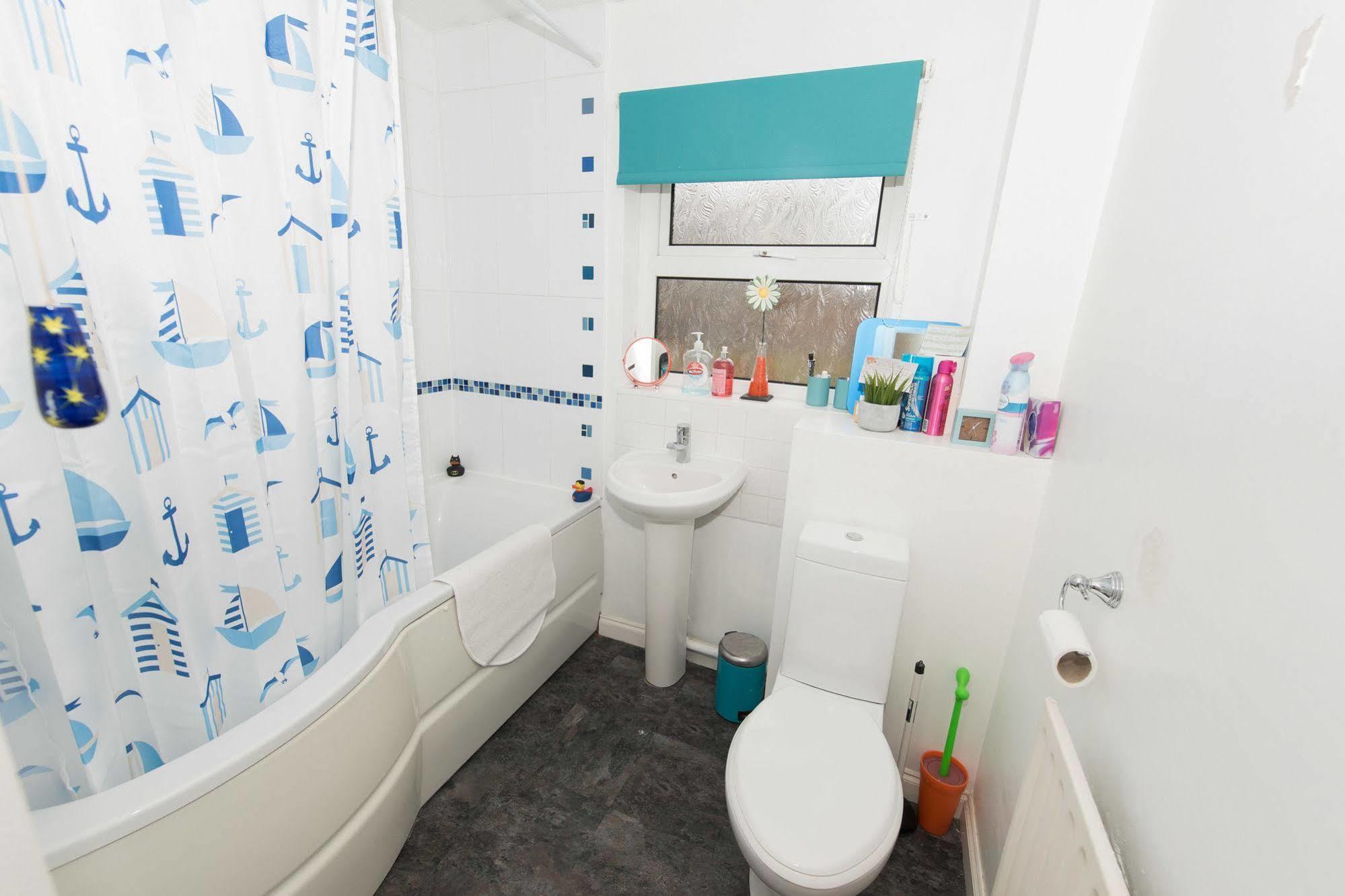 בלפסט Very Central Location- Free Parking - 2 Bedrooms מראה חיצוני תמונה